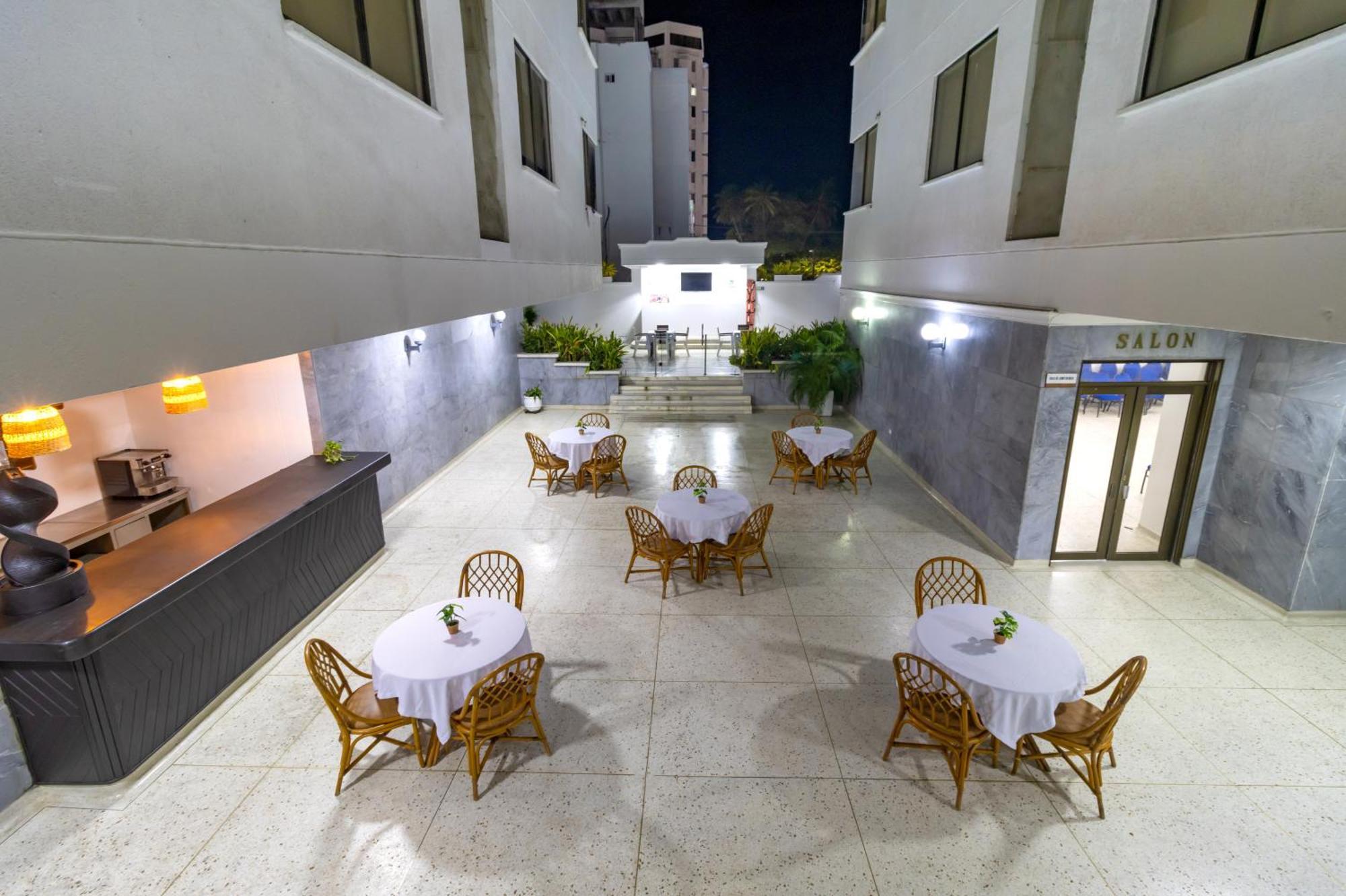 סנטה מרתה Hotel Axis Inn By Geh Suites מראה חיצוני תמונה