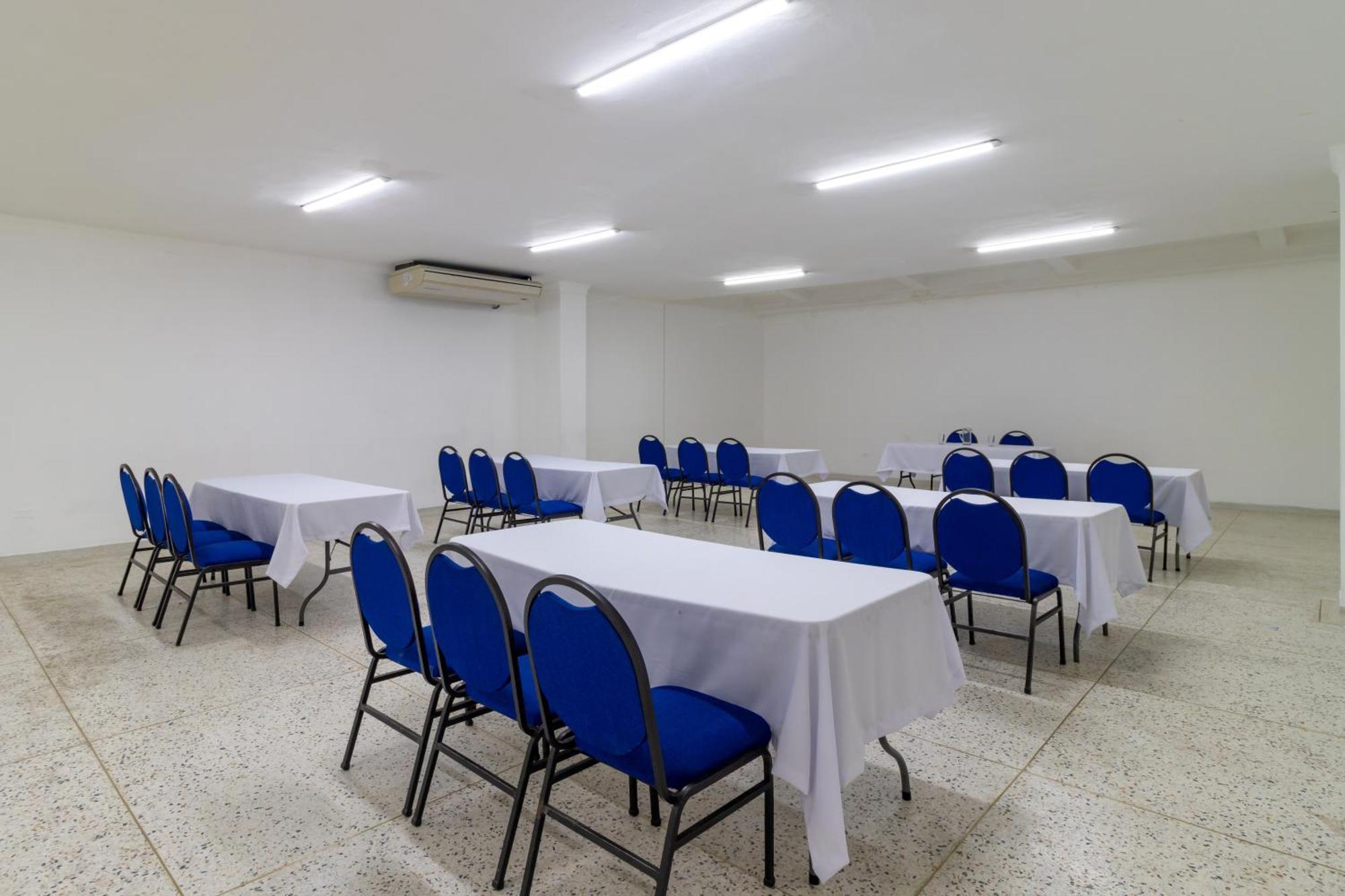 סנטה מרתה Hotel Axis Inn By Geh Suites מראה חיצוני תמונה